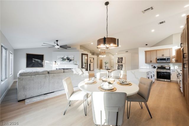 7240 Tealwood Street, Las Vegas, NV 89131