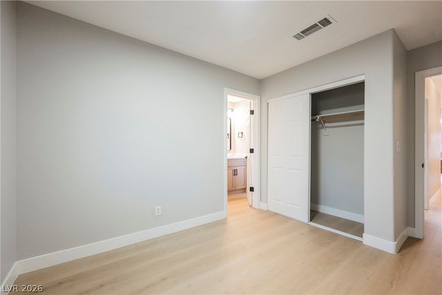 7240 Tealwood Street, Las Vegas, NV 89131