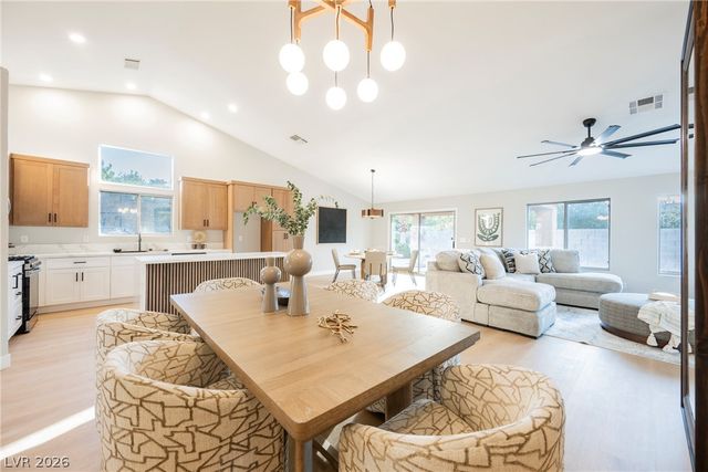 7240 Tealwood Street, Las Vegas, NV 89131