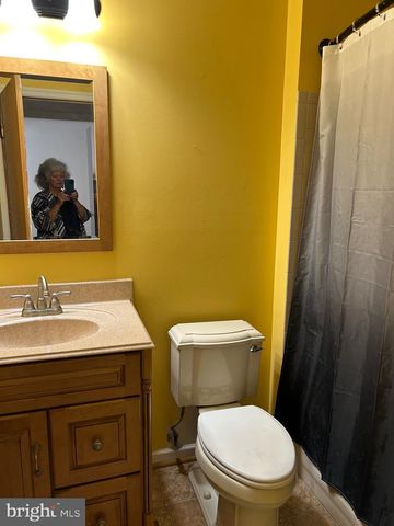 1321 MARSHALL ST, Hagerstown, MD 21740