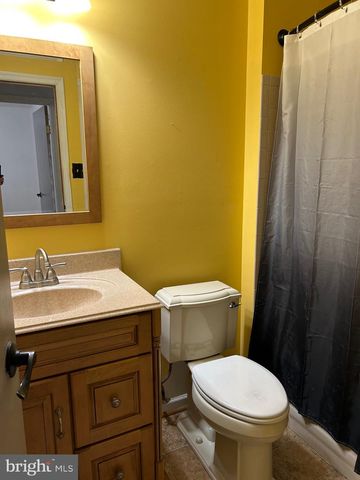 1321 MARSHALL ST, Hagerstown, MD 21740