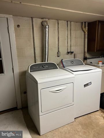 1321 MARSHALL ST, Hagerstown, MD 21740