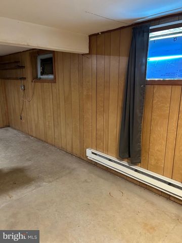 1321 MARSHALL ST, Hagerstown, MD 21740