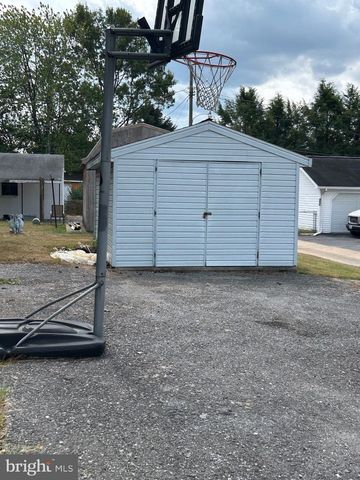 1321 MARSHALL ST, Hagerstown, MD 21740