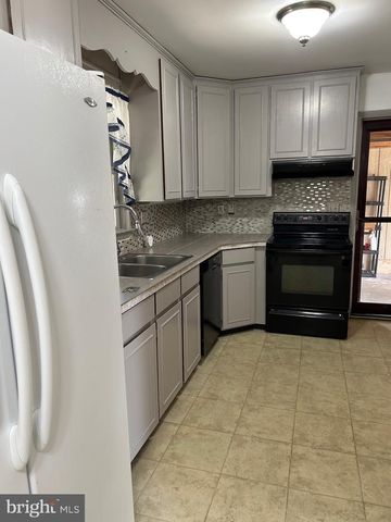 1321 MARSHALL ST, Hagerstown, MD 21740