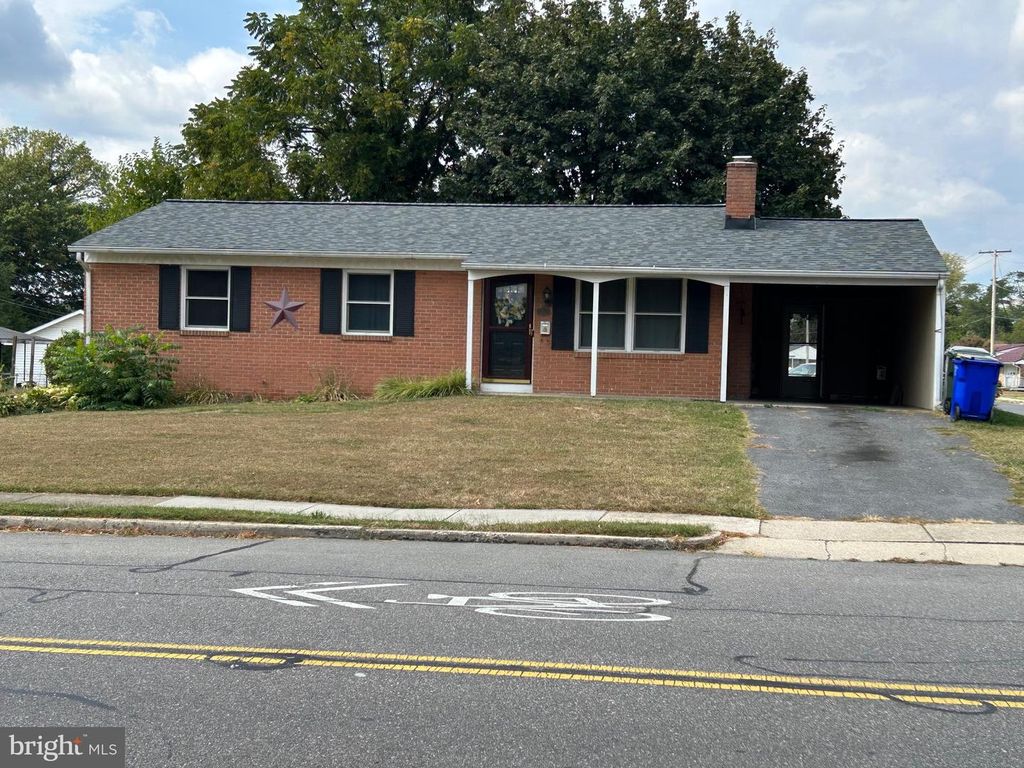 1321 MARSHALL ST, Hagerstown, MD 21740