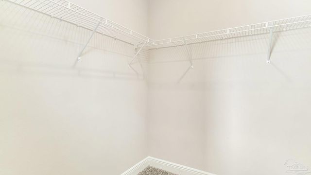 2142 Aqua St, Gulf Breeze, FL 32563