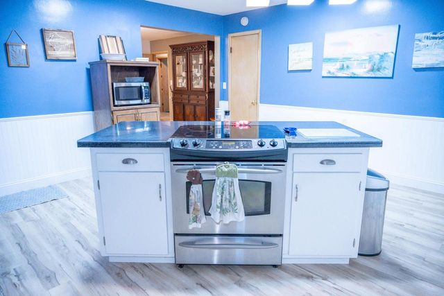 1100 Division Street, Mauston, WI 53948