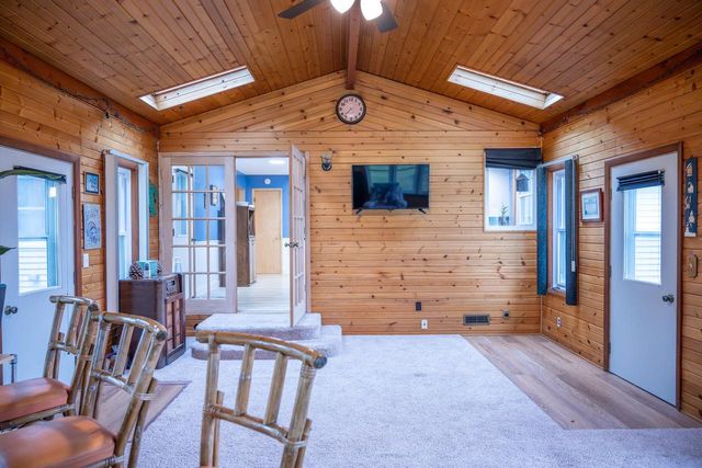 1100 Division Street, Mauston, WI 53948