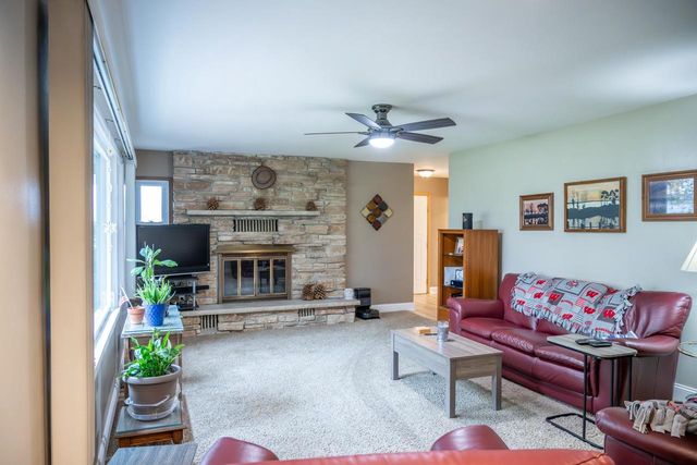 1100 Division Street, Mauston, WI 53948