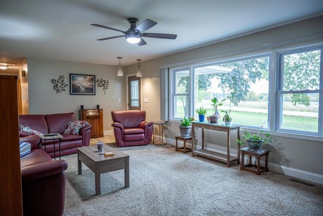 1100 Division Street, Mauston, WI 53948