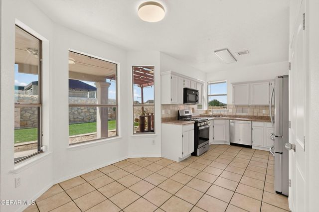 5397 ISAIAS AVALOS Lane, El Paso, TX 79934