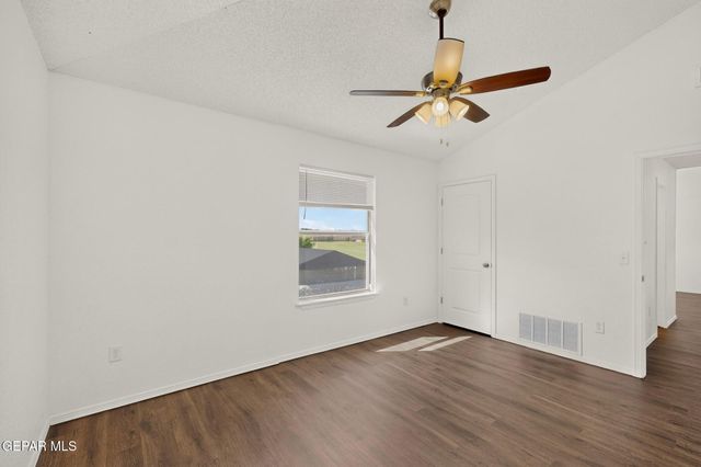 5397 ISAIAS AVALOS Lane, El Paso, TX 79934