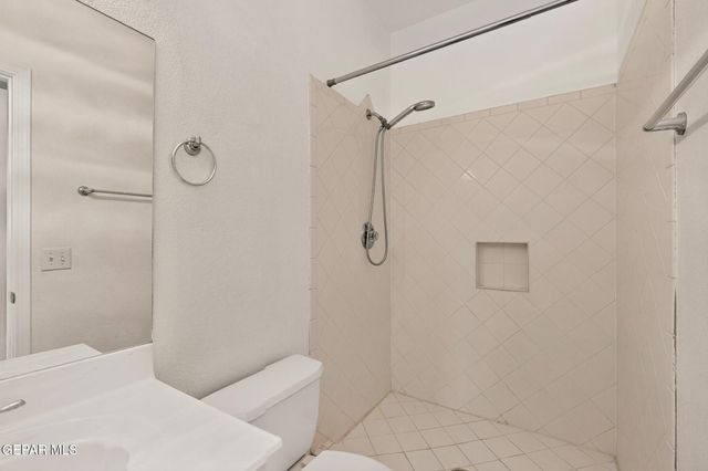 5397 ISAIAS AVALOS Lane, El Paso, TX 79934