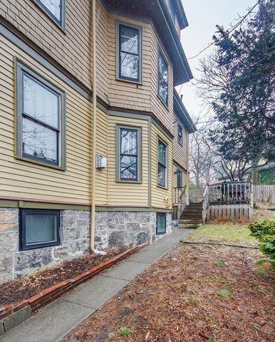 584 Centre Street, Boston, MA 01230