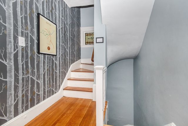 584 Centre Street, Boston, MA 01230