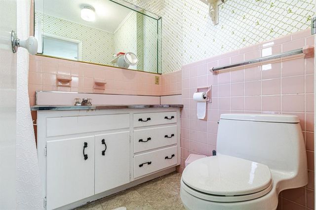 1300 SE 7TH Court, Deerfield Beach, FL 33441
