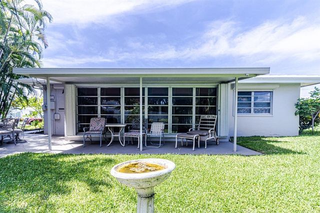 1300 SE 7TH Court, Deerfield Beach, FL 33441