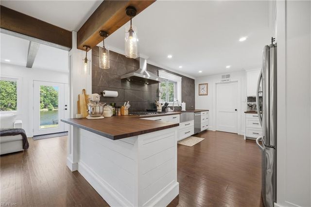 608 Hessian RD, Virginia Beach, VA 23462