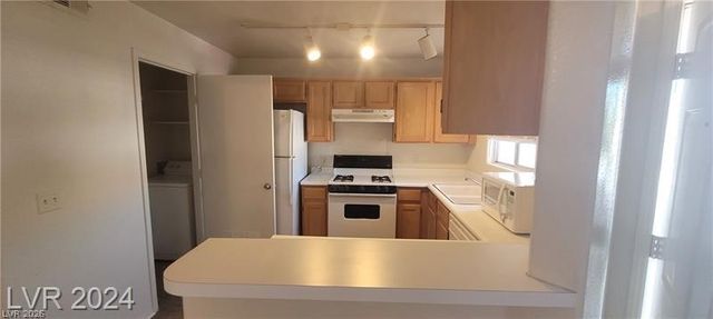 4555 SAHARA Avenue 252, Las Vegas, NV 89104