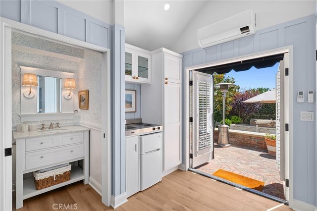 376 Diamond, Laguna Beach, CA 92651