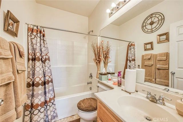 4605 W Javier, Fresno, CA 93722