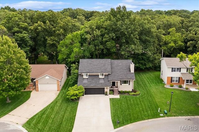 470 Oak Hill Drive, Lake St Louis, MO 63367