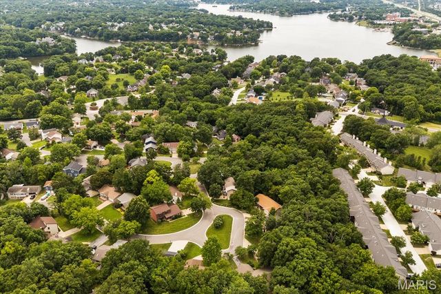 470 Oak Hill Drive, Lake St Louis, MO 63367