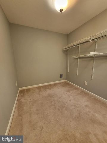 5 S COLLINGTON AVE, Baltimore, MD 21231