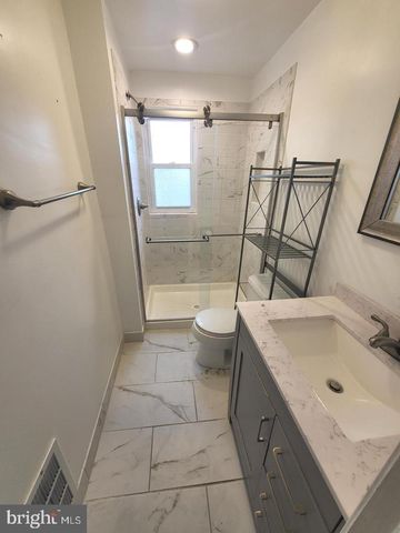 5 S COLLINGTON AVE, Baltimore, MD 21231