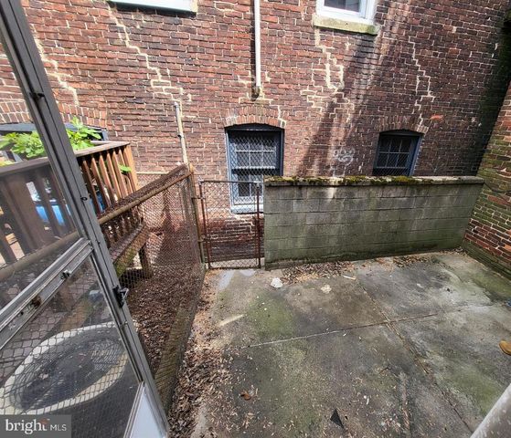 5 S COLLINGTON AVE, Baltimore, MD 21231