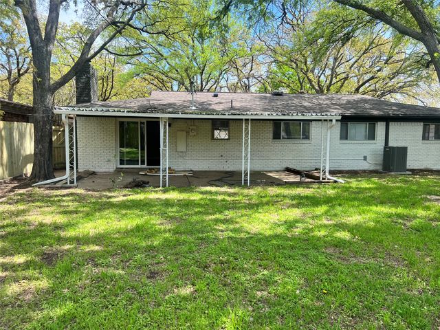 1508 Grantland Circle, Fort Worth, TX 76112