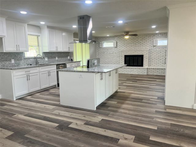 1508 Grantland Circle, Fort Worth, TX 76112