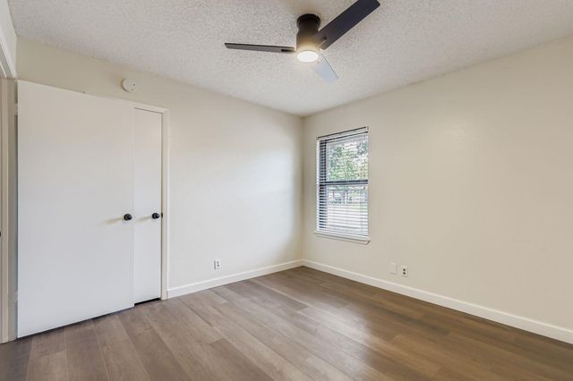 521 Dennis DR, Round Rock, TX 78664