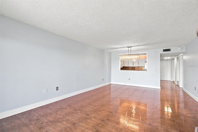 7700 SUN ISLAND DRIVE S 202, South Pasadena, FL 33707