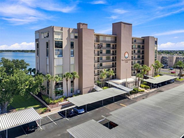7700 SUN ISLAND DRIVE S 202, South Pasadena, FL 33707