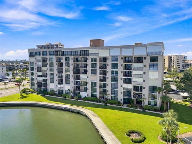 7700 SUN ISLAND DRIVE S 202, South Pasadena, FL 33707