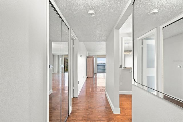 7700 SUN ISLAND DRIVE S 202, South Pasadena, FL 33707