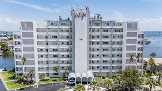 1365 SNELL ISLE BOULEVARD NE 2D, St Petersburg, FL 33704
