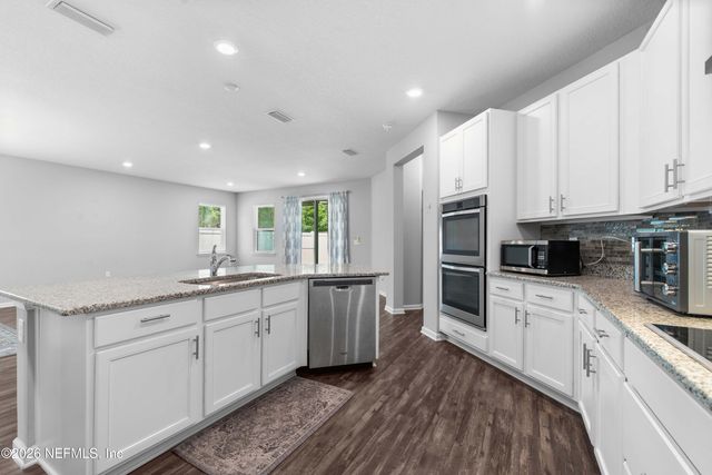 3011 ANGORA BAY Drive, Middleburg, FL 32068