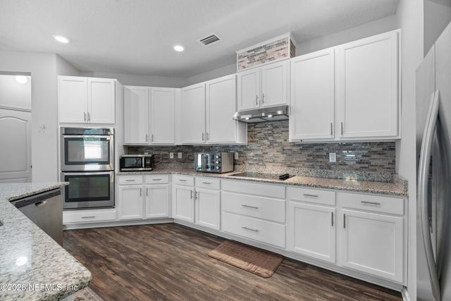 3011 ANGORA BAY Drive, Middleburg, FL 32068