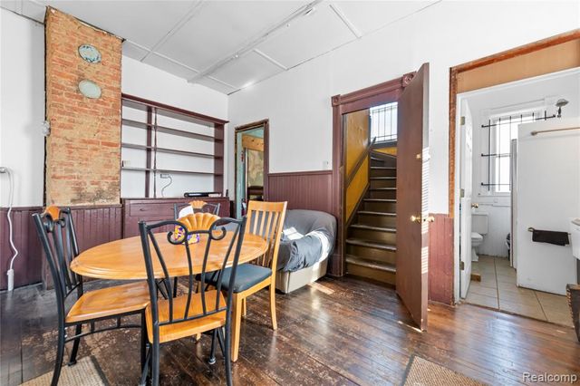 3003 E Grand Boulevard, Detroit, MI 48202