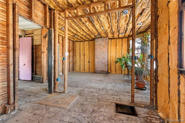 3003 E Grand Boulevard, Detroit, MI 48202