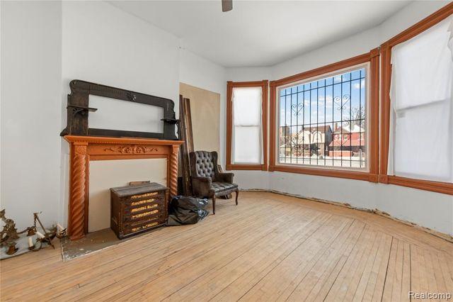 3003 E Grand Boulevard, Detroit, MI 48202