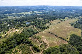 W Napier Drive, Greenland, AR 72737