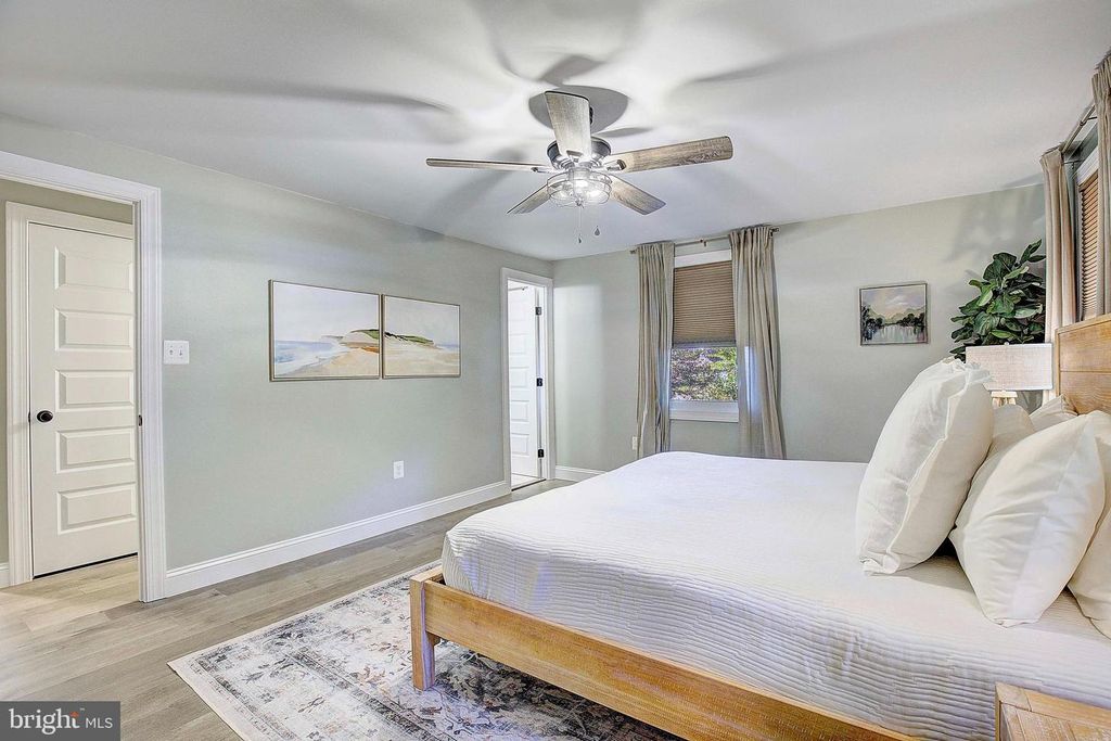 Image 12 of property listing at 13148 RIVER VIEW DR, Lusby, MD 20657