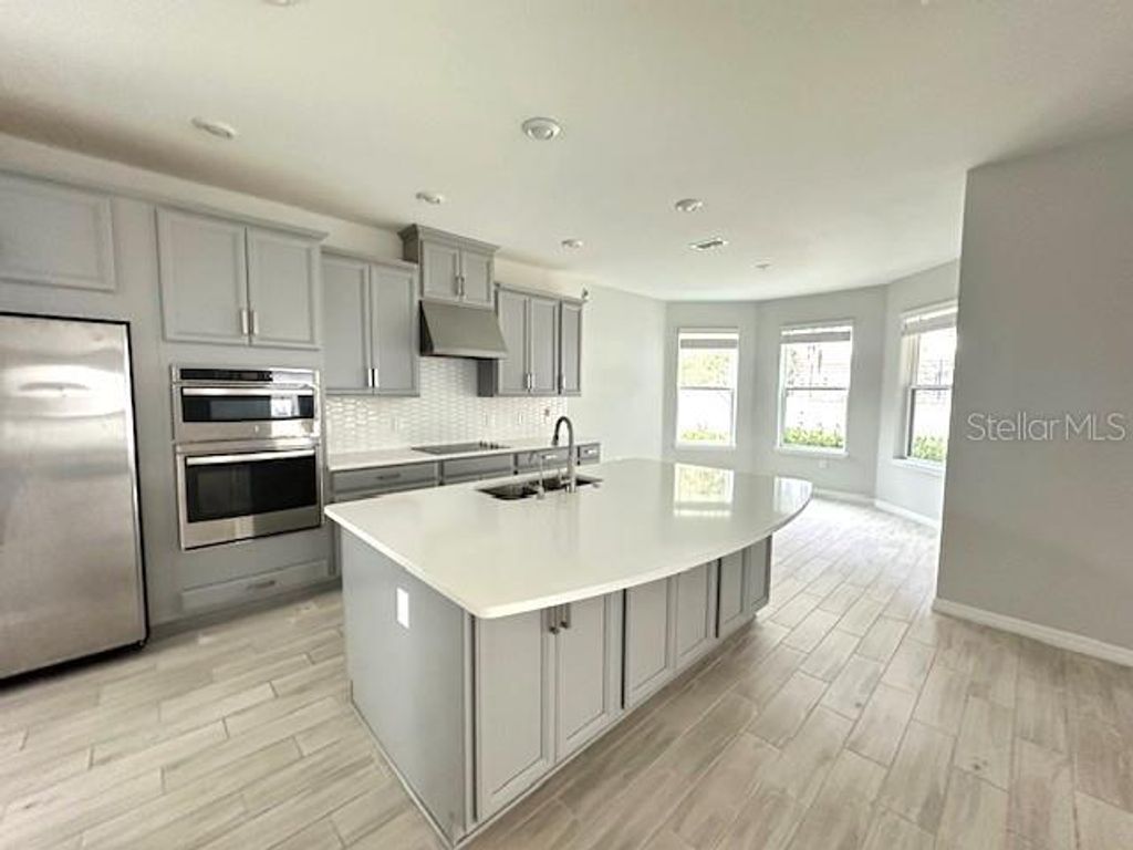 Image 2 of property listing at 3860 ROSE MALLOW DRIVE, Kissimmee, FL 34746