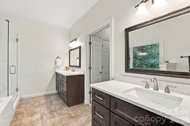 410 Whitefriars Lane, Matthews, NC 28105