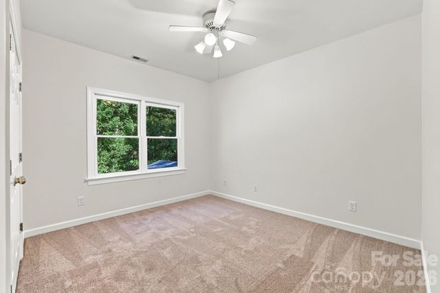 410 Whitefriars Lane, Matthews, NC 28105