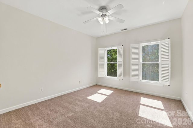 410 Whitefriars Lane, Matthews, NC 28105
